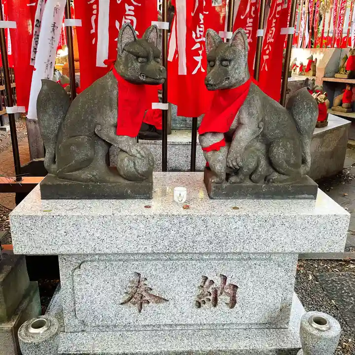 豊川稲荷東京別院の狛犬