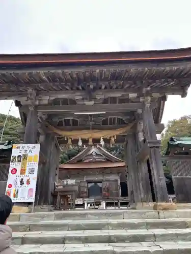 氣多大社の{uncategorized: "未分類", other: "その他", undefined: "問題あり", building: "その他建物", grave: "お墓", sacred_gate: "鳥居", guardian: "狛犬", statue: "像", buddha: "仏像", history: "歴史", nature: "自然", garden: "庭園", animal: "動物", pagoda: "塔", temizu: "手水舎", mountain_gate: "山門・神門", sanctuary: "本殿・本堂", subordinate: "末社・摂社", art: "芸術", scenery: "景色", jizo: "地蔵", ema: "絵馬", goshuin: "御朱印", omikuji: "おみくじ", items: "授与品その他", amulet: "お守り", goshuincho: "御朱印帳", eats: "食事", festival: "お祭り", votive_dance: "神楽", shichigosan: "七五三参", wedding: "結婚式", experience: "体験その他", initially: "初詣", around: "周辺", anti_infection: "感染症対策"}