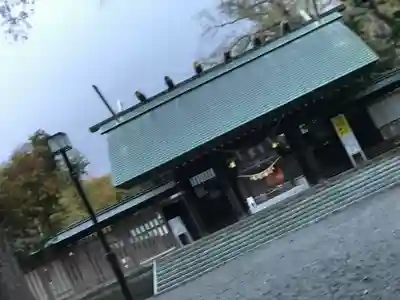 千歳神社の山門・神門