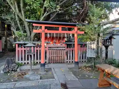 満足稲荷神社の末社・摂社