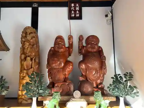 新屋山神社(山梨県)