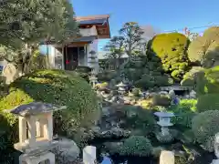 宗建寺の庭園