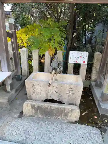 夜疑神社の手水