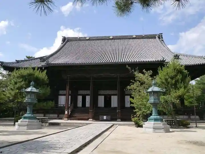 百萬遍知恩寺の本殿・本堂