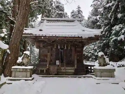 栗溪神社の本殿