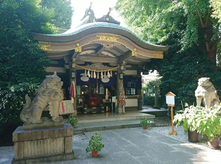 大鳥神社の本殿・本堂