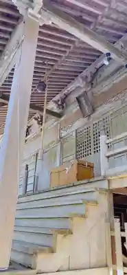 高根白山神社の本殿・本堂