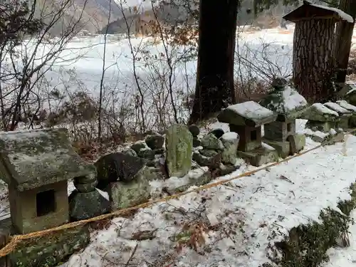 山家神社の末社