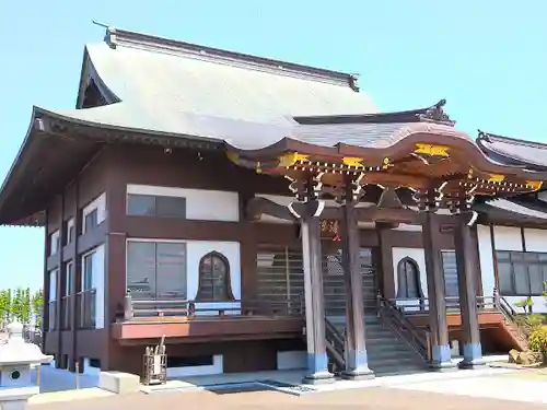 清凉寺の本殿