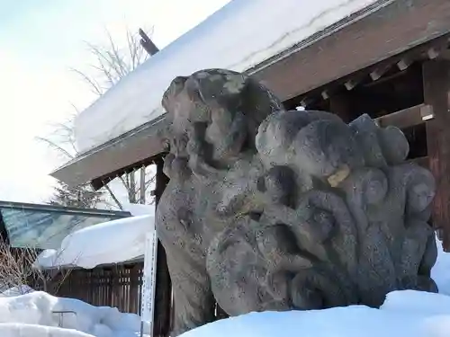 札幌護國神社の狛犬