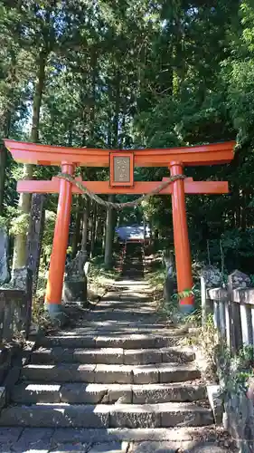 八幡神社の鳥居