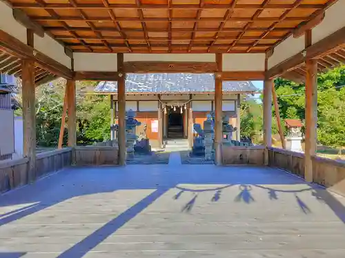 八幡社（玉野）の本殿・本堂