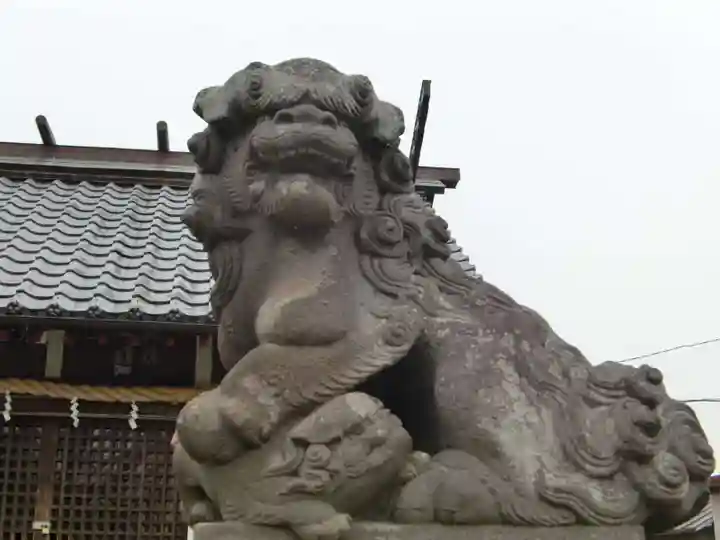 興之宮神社の狛犬