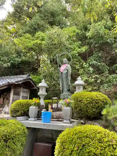 多田幸寺の地蔵