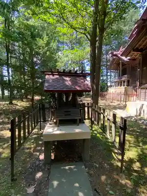 川西神社の末社・摂社