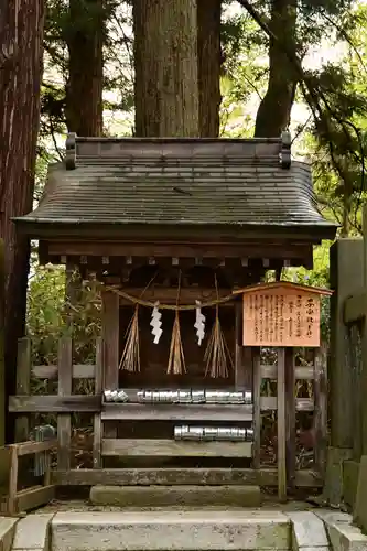 諏訪大社下社春宮(長野県)