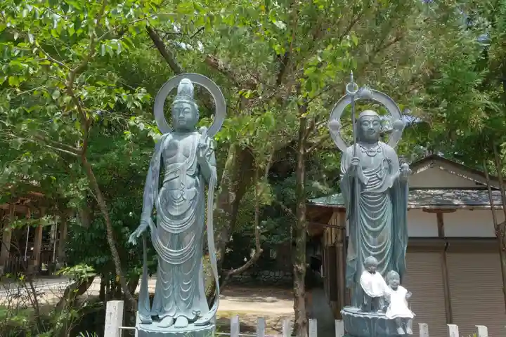 補陀洛山寺の仏像