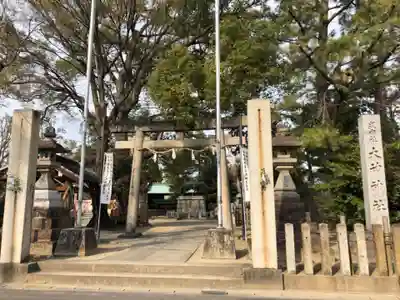 大神神社(花池)の鳥居