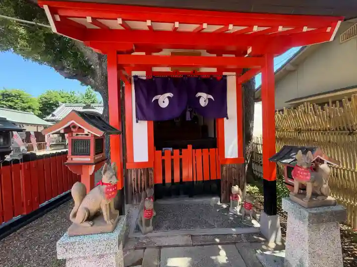 姫嶋神社の{uncategorized: "未分類", other: "その他", undefined: "問題あり", building: "その他建物", grave: "お墓", sacred_gate: "鳥居", guardian: "狛犬", statue: "像", buddha: "仏像", history: "歴史", nature: "自然", garden: "庭園", animal: "動物", pagoda: "塔", temizu: "手水舎", mountain_gate: "山門・神門", sanctuary: "本殿・本堂", subordinate: "末社・摂社", art: "芸術", scenery: "景色", jizo: "地蔵", ema: "絵馬", goshuin: "御朱印", omikuji: "おみくじ", items: "授与品その他", amulet: "お守り", goshuincho: "御朱印帳", eats: "食事", festival: "お祭り", votive_dance: "神楽", shichigosan: "七五三参", wedding: "結婚式", experience: "体験その他", initially: "初詣", around: "周辺", anti_infection: "感染症対策"}