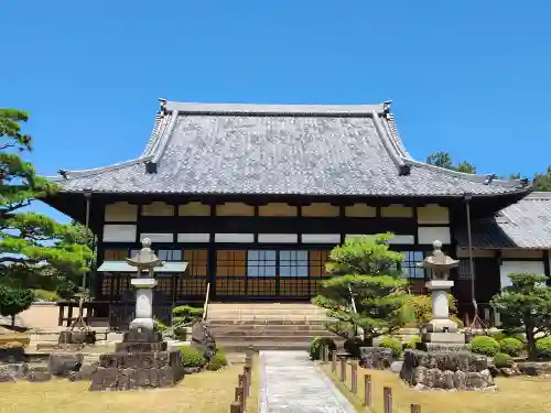 続芳院の本殿・本堂
