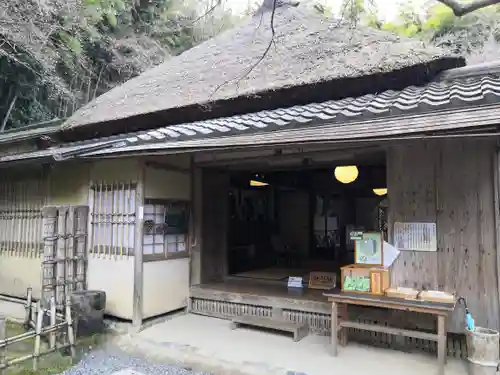 祇王寺の本殿・本堂
