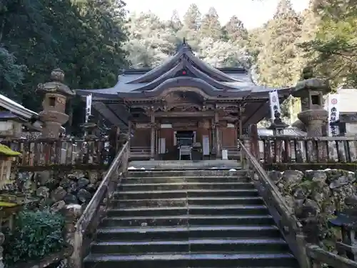 甘南美寺の本殿・本堂