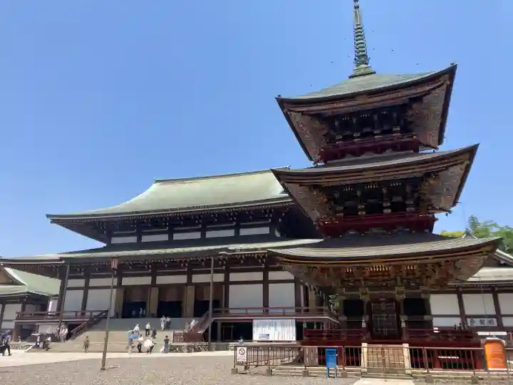 成田山新勝寺の{uncategorized: "未分類", other: "その他", undefined: "問題あり", building: "その他建物", grave: "お墓", sacred_gate: "鳥居", guardian: "狛犬", statue: "像", buddha: "仏像", history: "歴史", nature: "自然", garden: "庭園", animal: "動物", pagoda: "塔", temizu: "手水舎", mountain_gate: "山門・神門", sanctuary: "本殿・本堂", subordinate: "末社・摂社", art: "芸術", scenery: "景色", jizo: "地蔵", ema: "絵馬", goshuin: "御朱印", omikuji: "おみくじ", items: "授与品その他", amulet: "お守り", goshuincho: "御朱印帳", eats: "食事", festival: "お祭り", votive_dance: "神楽", shichigosan: "七五三参", wedding: "結婚式", experience: "体験その他", initially: "初詣", around: "周辺", anti_infection: "感染症対策"}