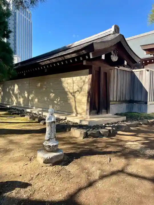 東北寺の{uncategorized: "未分類", other: "その他", undefined: "問題あり", building: "その他建物", grave: "お墓", sacred_gate: "鳥居", guardian: "狛犬", statue: "像", buddha: "仏像", history: "歴史", nature: "自然", garden: "庭園", animal: "動物", pagoda: "塔", temizu: "手水舎", mountain_gate: "山門・神門", sanctuary: "本殿・本堂", subordinate: "末社・摂社", art: "芸術", scenery: "景色", jizo: "地蔵", ema: "絵馬", goshuin: "御朱印", omikuji: "おみくじ", items: "授与品その他", amulet: "お守り", goshuincho: "御朱印帳", eats: "食事", festival: "お祭り", votive_dance: "神楽", shichigosan: "七五三参", wedding: "結婚式", experience: "体験その他", initially: "初詣", around: "周辺", anti_infection: "感染症対策"}