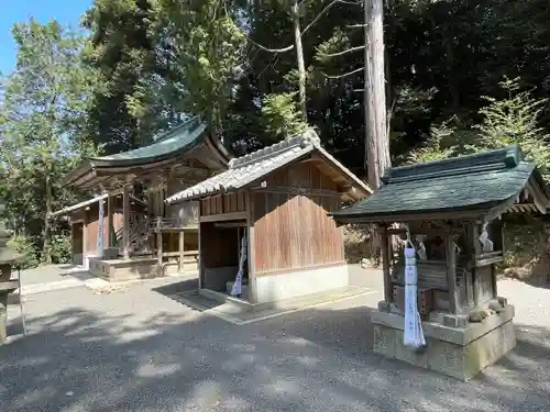 迫神社の末社・摂社