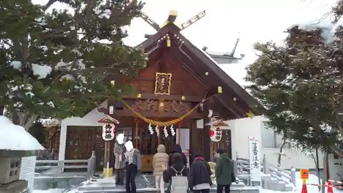 西野神社の本殿