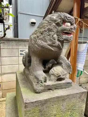 石井神社の{uncategorized: "未分類", other: "その他", undefined: "問題あり", building: "その他建物", grave: "お墓", sacred_gate: "鳥居", guardian: "狛犬", statue: "像", buddha: "仏像", history: "歴史", nature: "自然", garden: "庭園", animal: "動物", pagoda: "塔", temizu: "手水舎", mountain_gate: "山門・神門", sanctuary: "本殿・本堂", subordinate: "末社・摂社", art: "芸術", scenery: "景色", jizo: "地蔵", ema: "絵馬", goshuin: "御朱印", omikuji: "おみくじ", items: "授与品その他", amulet: "お守り", goshuincho: "御朱印帳", eats: "食事", festival: "お祭り", votive_dance: "神楽", shichigosan: "七五三参", wedding: "結婚式", experience: "体験その他", initially: "初詣", around: "周辺", anti_infection: "感染症対策"}