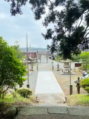 鳥海山大物忌神社吹浦口ノ宮の{uncategorized: "未分類", other: "その他", undefined: "問題あり", building: "その他建物", grave: "お墓", sacred_gate: "鳥居", guardian: "狛犬", statue: "像", buddha: "仏像", history: "歴史", nature: "自然", garden: "庭園", animal: "動物", pagoda: "塔", temizu: "手水舎", mountain_gate: "山門・神門", sanctuary: "本殿・本堂", subordinate: "末社・摂社", art: "芸術", scenery: "景色", jizo: "地蔵", ema: "絵馬", goshuin: "御朱印", omikuji: "おみくじ", items: "授与品その他", amulet: "お守り", goshuincho: "御朱印帳", eats: "食事", festival: "お祭り", votive_dance: "神楽", shichigosan: "七五三参", wedding: "結婚式", experience: "体験その他", initially: "初詣", around: "周辺", anti_infection: "感染症対策"}