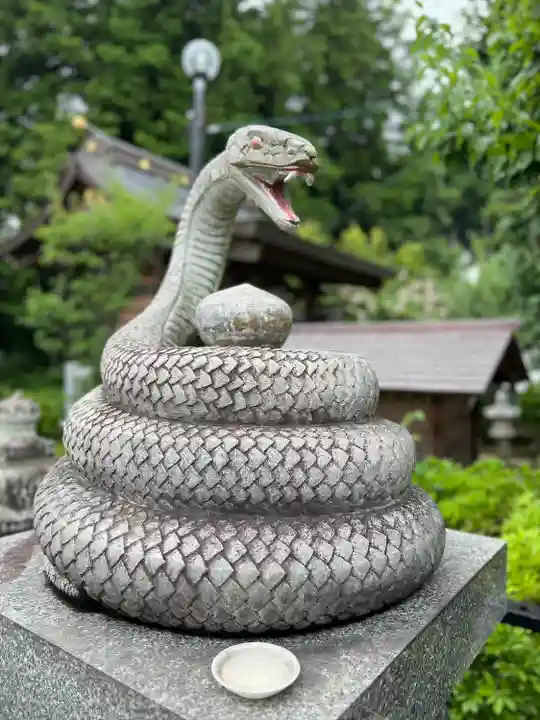 白蛇辨財天(栃木県)