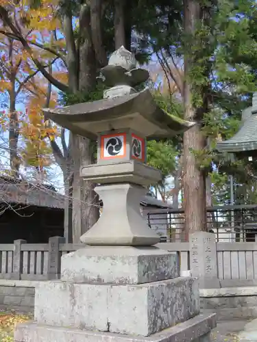 筑摩神社の建物その他