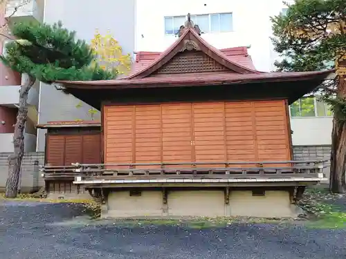 三吉神社のその他建物