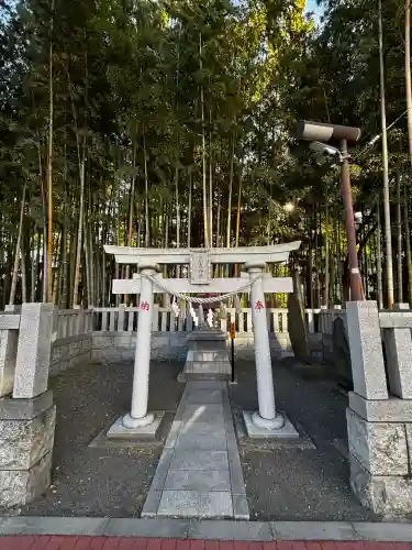 不知森神社の{uncategorized: "未分類", other: "その他", undefined: "問題あり", building: "その他建物", grave: "お墓", sacred_gate: "鳥居", guardian: "狛犬", statue: "像", buddha: "仏像", history: "歴史", nature: "自然", garden: "庭園", animal: "動物", pagoda: "塔", temizu: "手水舎", mountain_gate: "山門・神門", sanctuary: "本殿・本堂", subordinate: "末社・摂社", art: "芸術", scenery: "景色", jizo: "地蔵", ema: "絵馬", goshuin: "御朱印", omikuji: "おみくじ", items: "授与品その他", amulet: "お守り", goshuincho: "御朱印帳", eats: "食事", festival: "お祭り", votive_dance: "神楽", shichigosan: "七五三参", wedding: "結婚式", experience: "体験その他", initially: "初詣", around: "周辺", anti_infection: "感染症対策"}