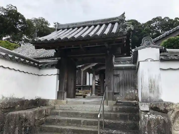 光明禅寺の山門・神門
