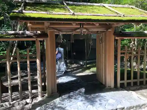 椿大神社の山門・神門