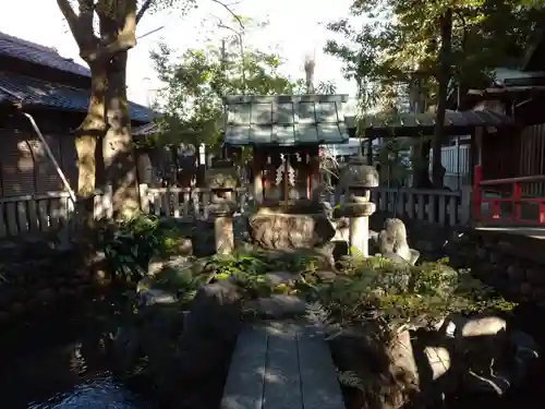 神明社の末社・摂社