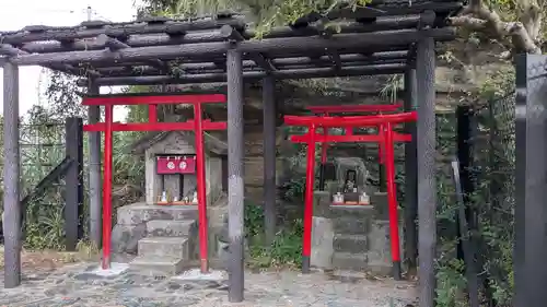 聖天神社（聖天上人像社）の鳥居