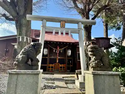 新田宿八坂神社の{uncategorized: "未分類", other: "その他", undefined: "問題あり", building: "その他建物", grave: "お墓", sacred_gate: "鳥居", guardian: "狛犬", statue: "像", buddha: "仏像", history: "歴史", nature: "自然", garden: "庭園", animal: "動物", pagoda: "塔", temizu: "手水舎", mountain_gate: "山門・神門", sanctuary: "本殿・本堂", subordinate: "末社・摂社", art: "芸術", scenery: "景色", jizo: "地蔵", ema: "絵馬", goshuin: "御朱印", omikuji: "おみくじ", items: "授与品その他", amulet: "お守り", goshuincho: "御朱印帳", eats: "食事", festival: "お祭り", votive_dance: "神楽", shichigosan: "七五三参", wedding: "結婚式", experience: "体験その他", initially: "初詣", around: "周辺", anti_infection: "感染症対策"}