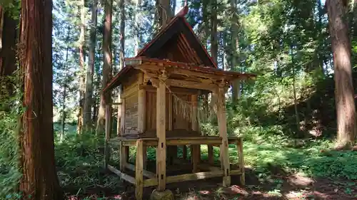 都々古別神社(馬場)の末社