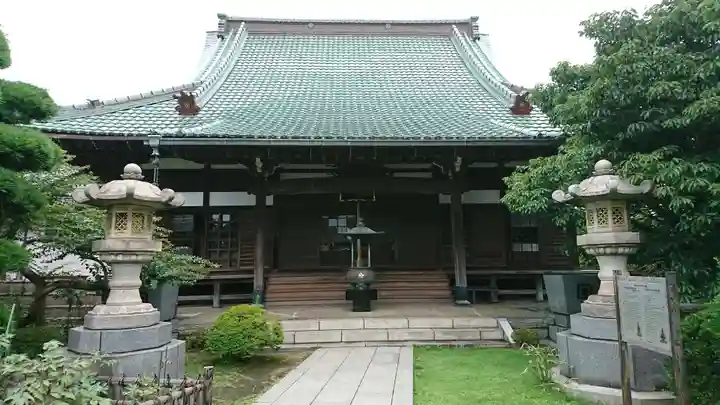 龍華寺の本殿・本堂