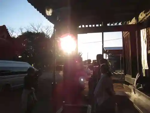 伏木香取神社の山門