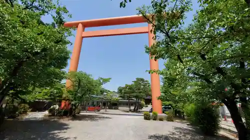 三宝荒神社の鳥居