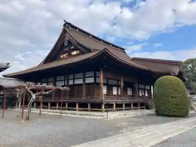 曼陀羅寺の本殿・本堂