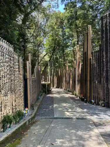 金剛證寺奥之院の{uncategorized: "未分類", other: "その他", undefined: "問題あり", building: "その他建物", grave: "お墓", sacred_gate: "鳥居", guardian: "狛犬", statue: "像", buddha: "仏像", history: "歴史", nature: "自然", garden: "庭園", animal: "動物", pagoda: "塔", temizu: "手水舎", mountain_gate: "山門・神門", sanctuary: "本殿・本堂", subordinate: "末社・摂社", art: "芸術", scenery: "景色", jizo: "地蔵", ema: "絵馬", goshuin: "御朱印", omikuji: "おみくじ", items: "授与品その他", amulet: "お守り", goshuincho: "御朱印帳", eats: "食事", festival: "お祭り", votive_dance: "神楽", shichigosan: "七五三参", wedding: "結婚式", experience: "体験その他", initially: "初詣", around: "周辺", anti_infection: "感染症対策"}