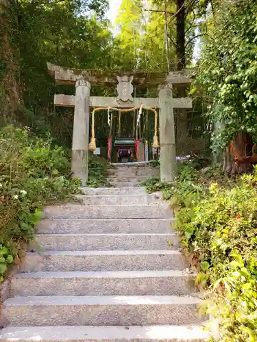 土器山八天神社の鳥居