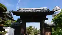 月照寺の山門・神門