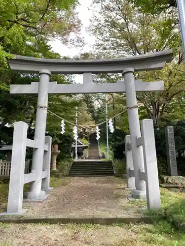 古四王神社の鳥居